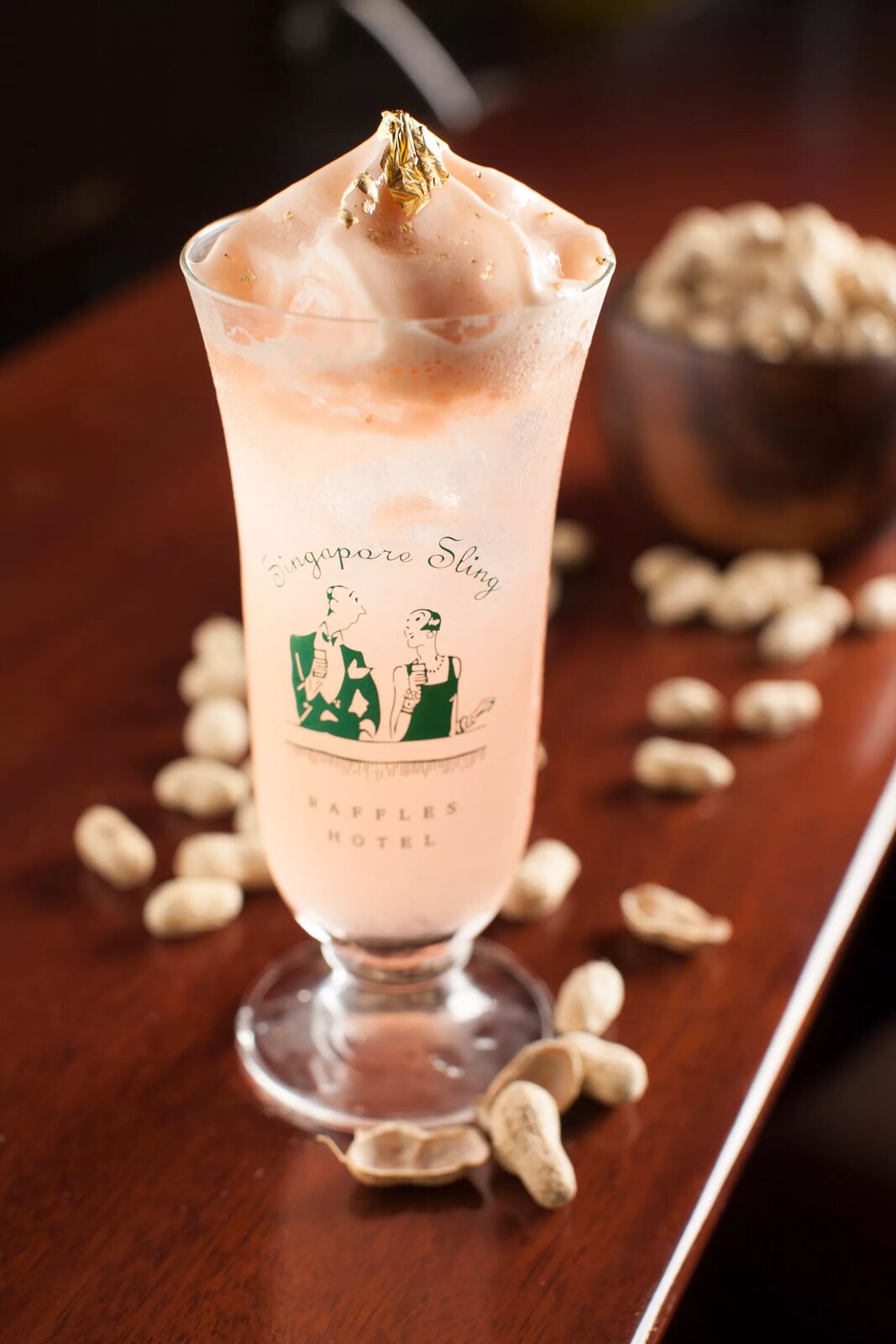 Sundowner Special: Happy Hour at the Long Bar, Raffles Makati