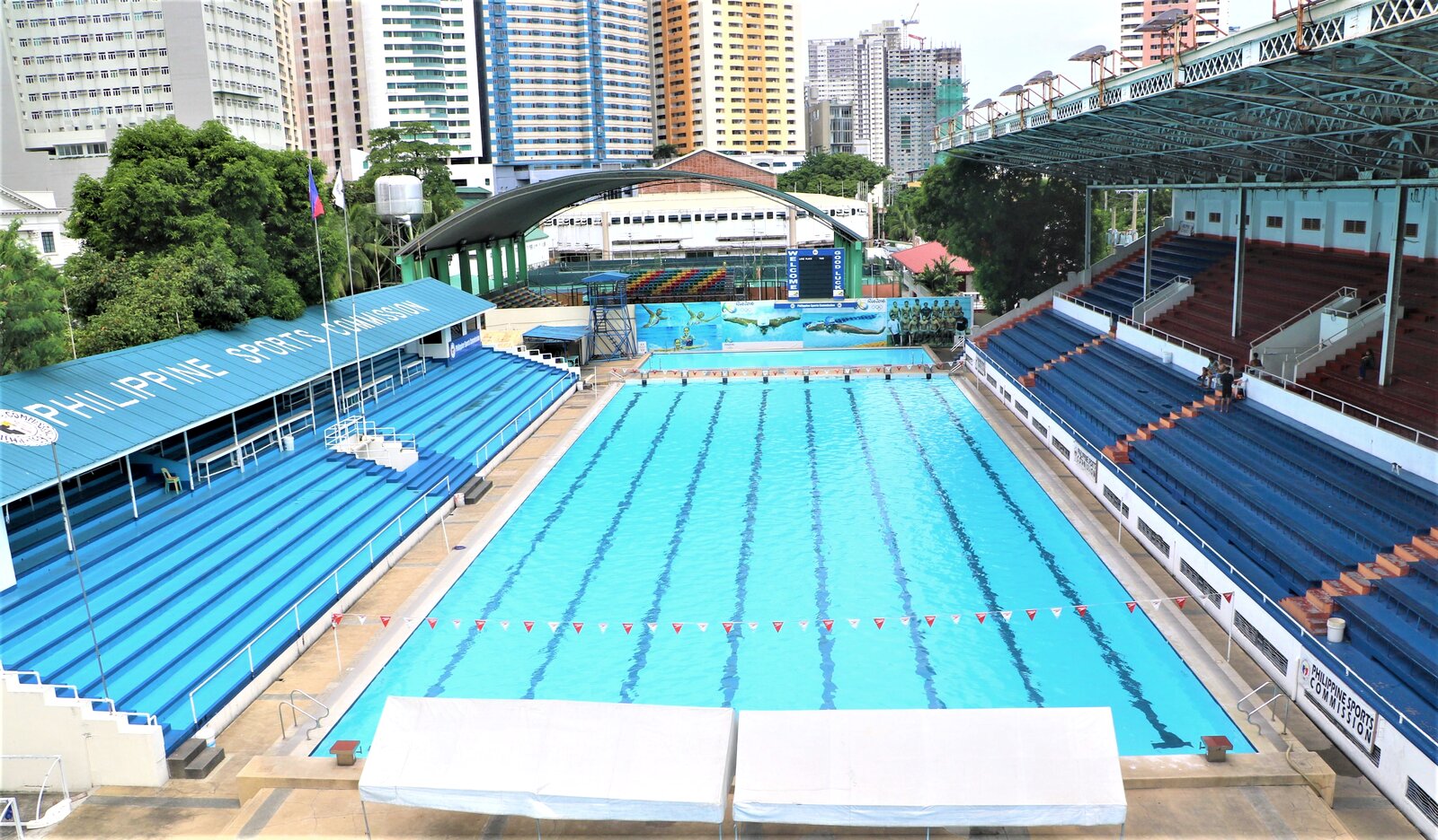 Where to Swim Laps in Manila